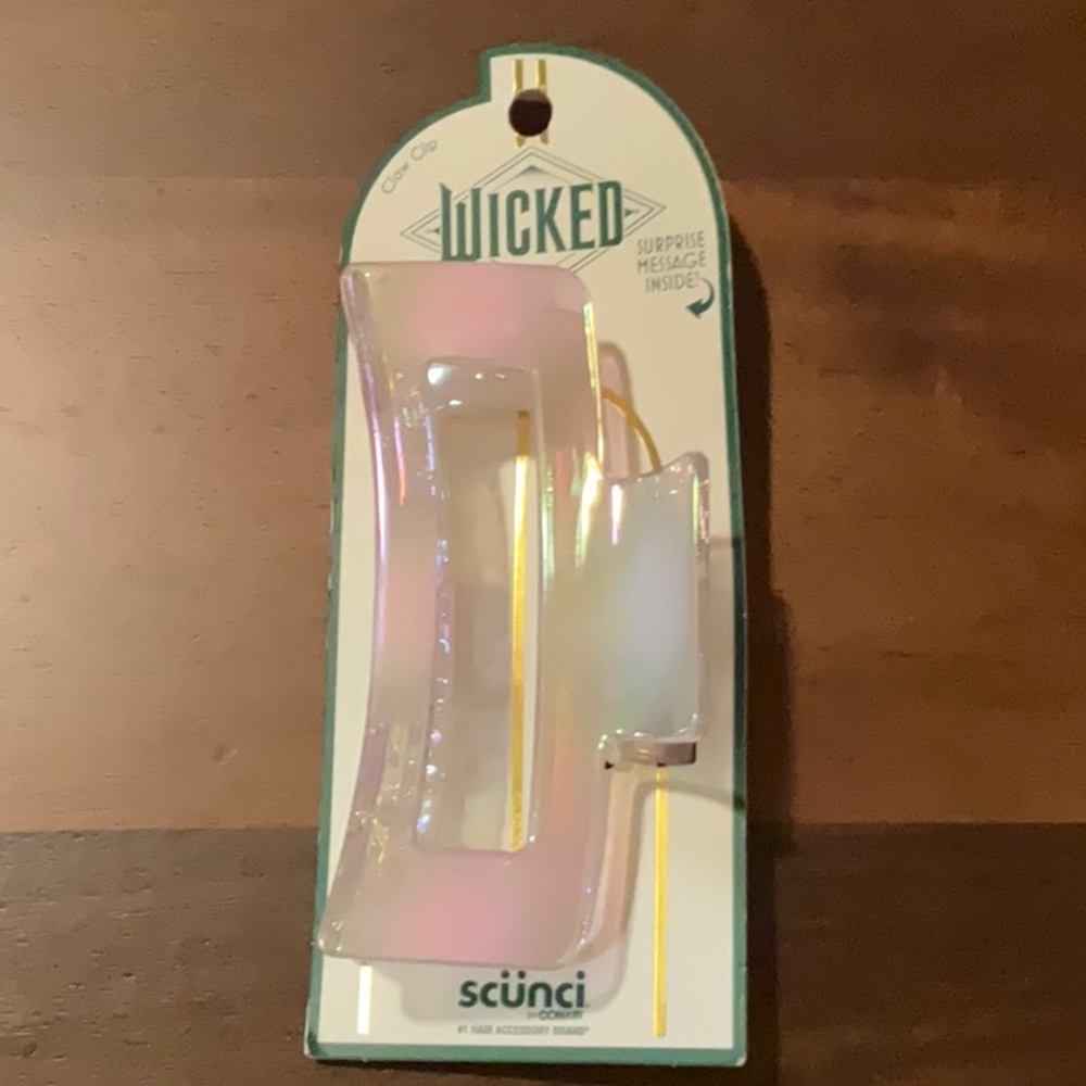 Scunci Wicked Pink Hair Clip, NWT - Picture 2 of 3
